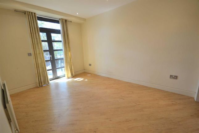 1, Mayfair Gardens, Whitefields photo 5