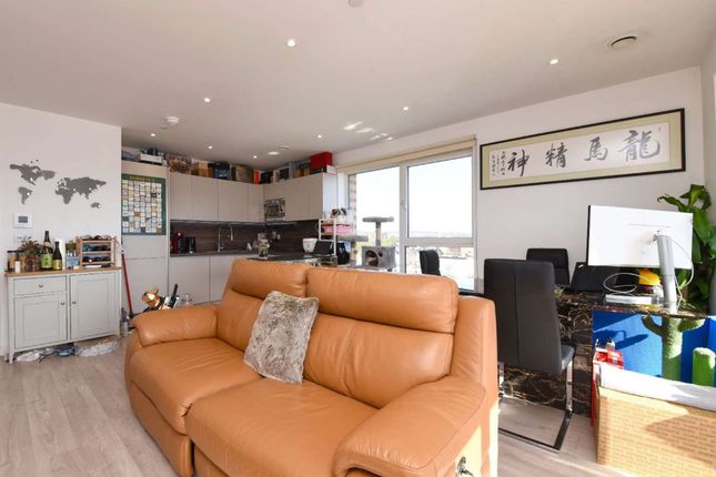Woodlark apartment ,Damsel Walk, Hendon photo 2