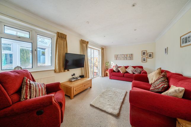 9, Cavalier Way, Hampshire photo 4