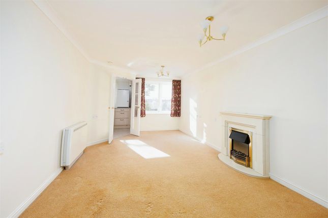 27 Portman Court, Grange Road, Uckfield photo 4