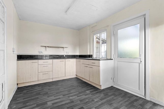 Rose Cottage, Alcester Road, Stratford-Upon-Avon photo 3