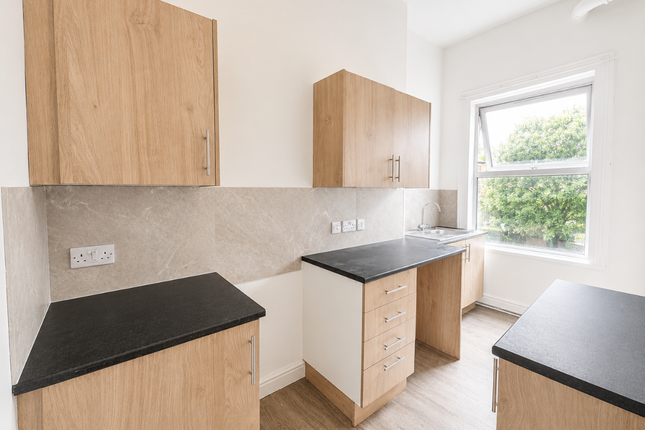 Flat 3, 411 Spring Bank West, Hull photo 3