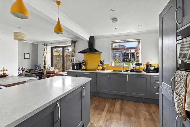 23, McCreery Road, Dorset photo 4