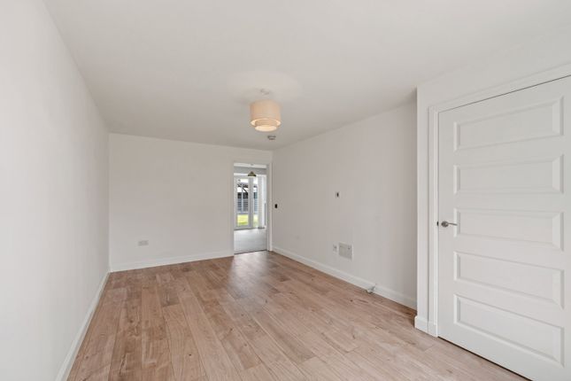 8, Stromness Place, Kirkcaldy photo 4