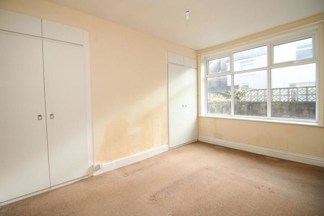 9, Breck Road, Blackpool photo 5