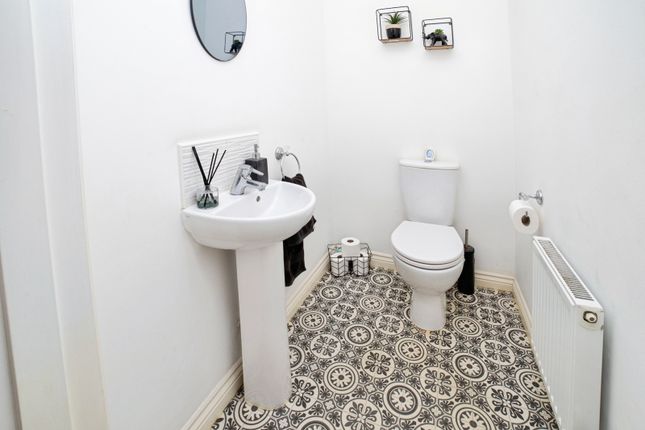 65, Knitters Road, Derbyshire photo 4