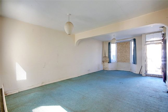 2, Nelson Road, Enfield photo 2