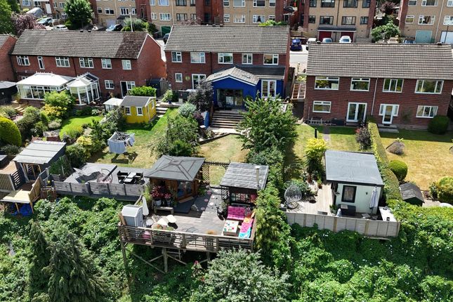 39, Burns Drive, Dronfield photo 3