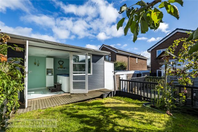 56, Park Lea, West Yorkshire photo 2
