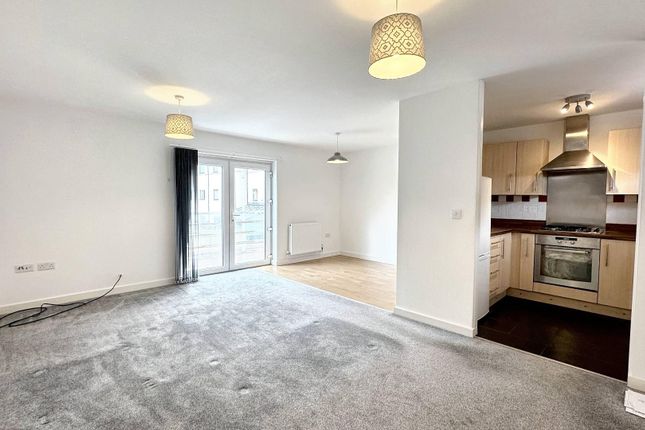1 Guillemot Road, Bristol photo 5