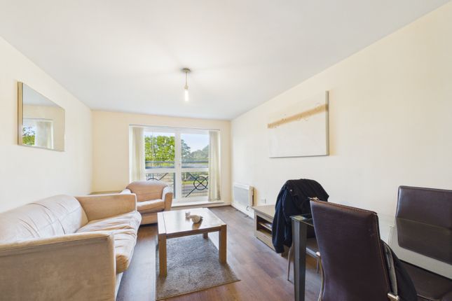 Flat 2, Alder Court, Cline Road, London photo 4