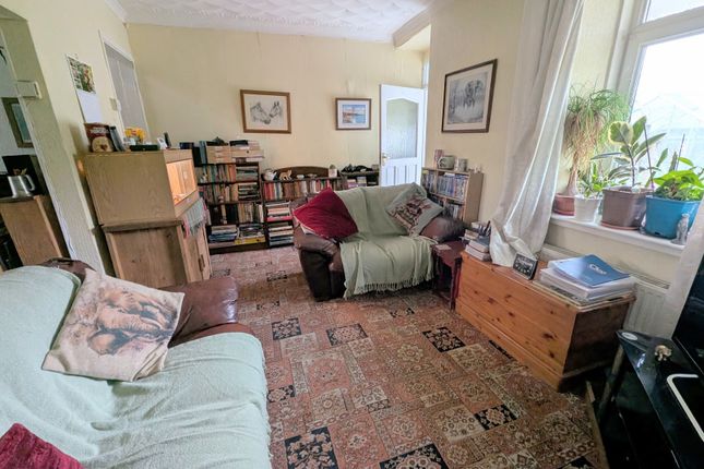 13, Heol Twrch, Lower Cwmtwrch photo 2