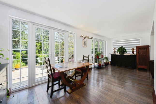 112, Valley Road, Kenley photo 3