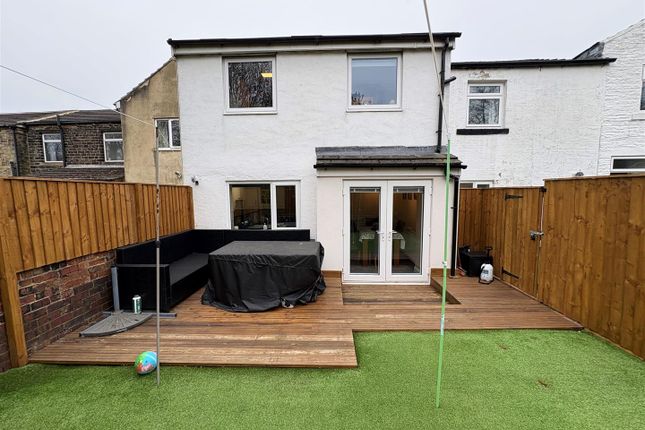 190, Whitechapel Road, Cleckheaton photo 3