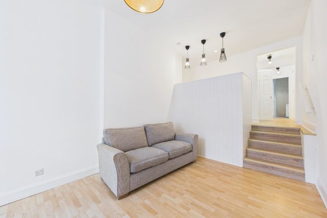 Meadowbank Terrace, Meadowbank, Edinburgh, EH8 7AS, Edinburgh photo 3