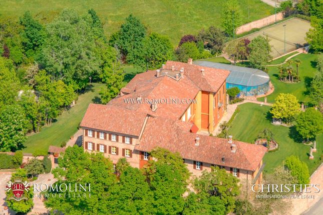 Property for sale in Asti, Piedmont, Italy
