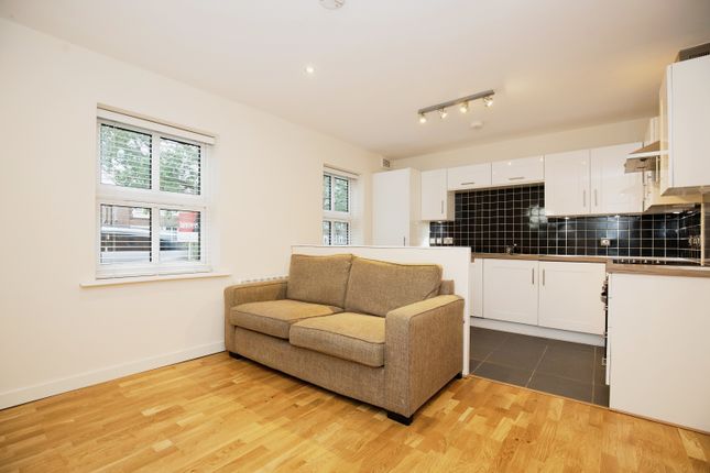 Flat for sale in Allesley Old Road, Coventry, West Midlands