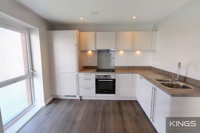 Flat for sale in Capstan Road, Southampton
