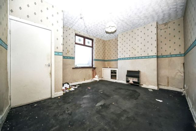 52, Victoria Road, Wigan photo 3