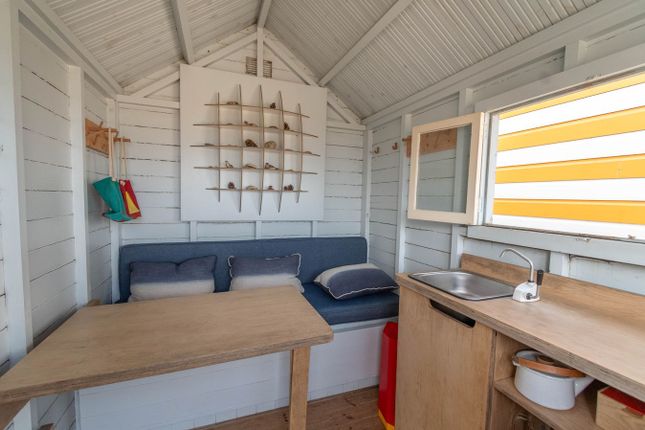 Beach Hut 208, The Beach, Wells-next-the-Sea photo 2