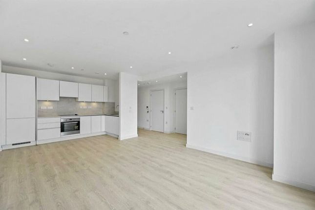 Flat 99,, Barratt House, Hounslow photo 4