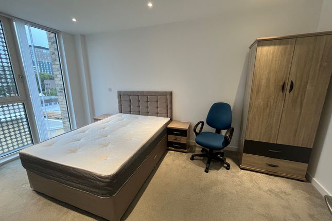 Burlington Square(NEX), 151, Boundary Lane, Manchester photo 3