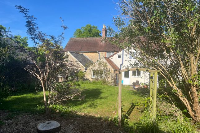 Link-detached house for sale in Burford Street, Lechlade, Gloucestershire