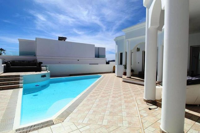 Villa for sale in Calle Del Marina Azul, Tias, Lanzarote, 35100, Spain