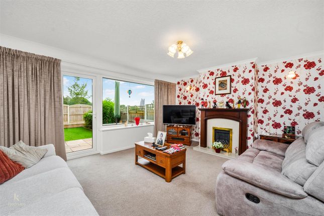 1, Hillside Close, Clitheroe photo 2
