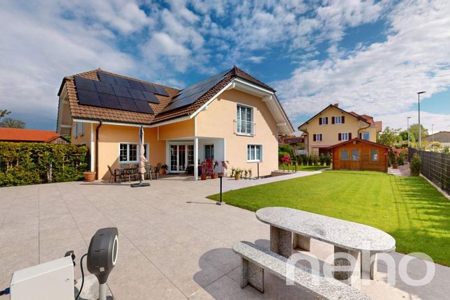 Thumbnail Villa for sale in Porsel, Canton De Fribourg, Switzerland