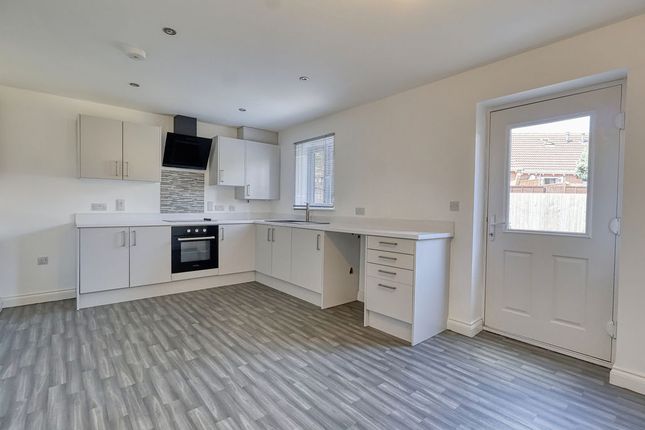 23, Alderton Chase, Gainsborough photo 2