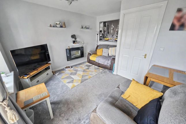 17, Sissinghurst Close, Rugby photo 3