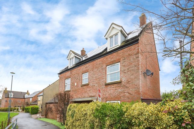 Detached house for sale in Twineham Road, Blunsdon, Swindon SN25