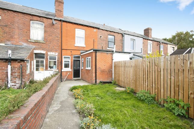 42, Newland Street, West Yorkshire photo 4