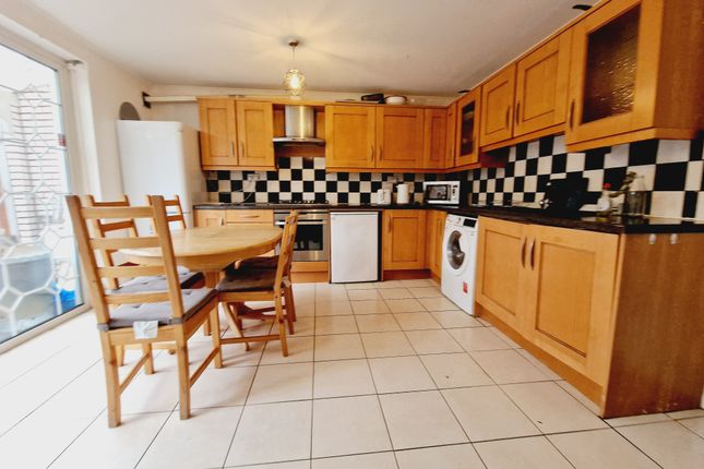 Thumbnail Terraced house to rent in Bancroft Road, London