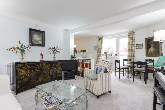 Flat 1, 35, Dorville Crescent, London photo 2