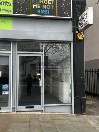 Commercial property to let in Ruislip Road East, Greenford, Greater London