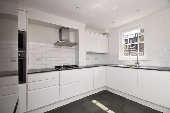 129, Sabine Road, London photo 2