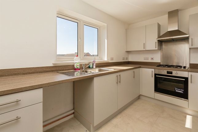 79, Arnold Way, Wantage photo 2