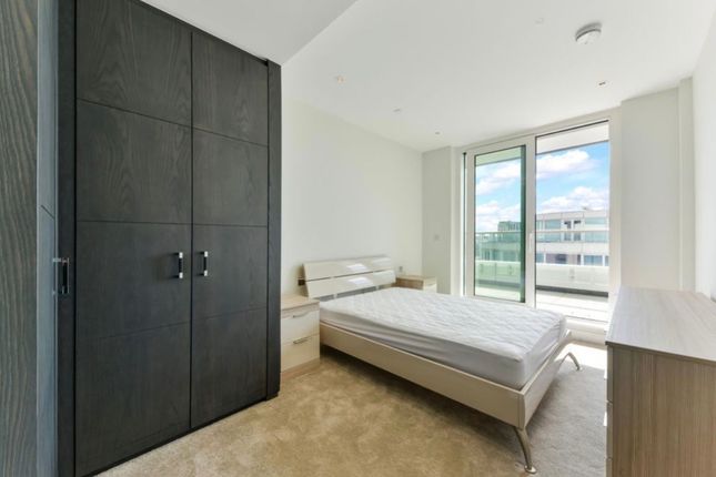 Marketing Apartment 32, Valetta House, 336 Queenstown Road, London photo 4
