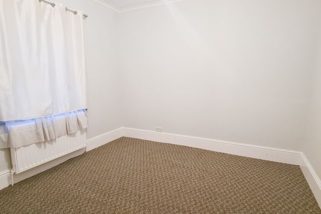96, Leytonstone Road, London photo 3