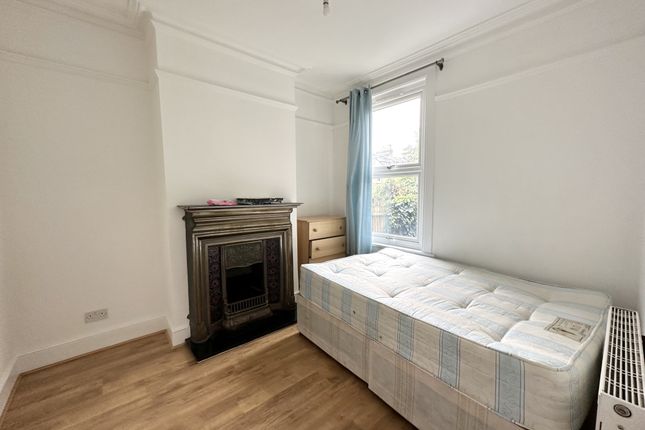 1, Edric Road, London photo 5