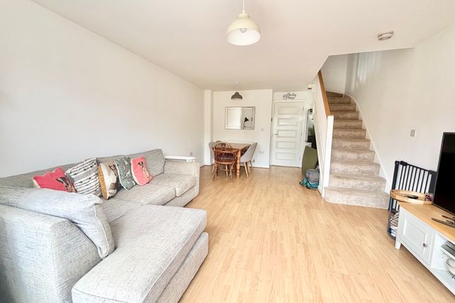 11 Solar Drive, Selsey photo 3