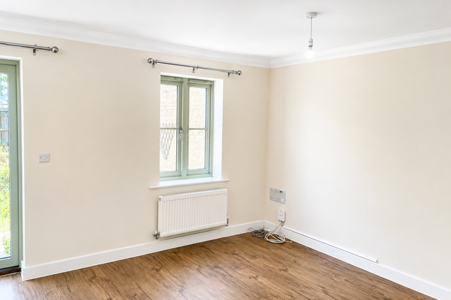11, Mercer Way, Gloucestershire photo 5