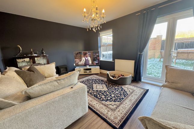 64, Morton Close, Seaham photo 3