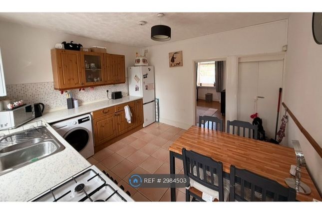 Wortley Road, High Green, Sheffield photo 3