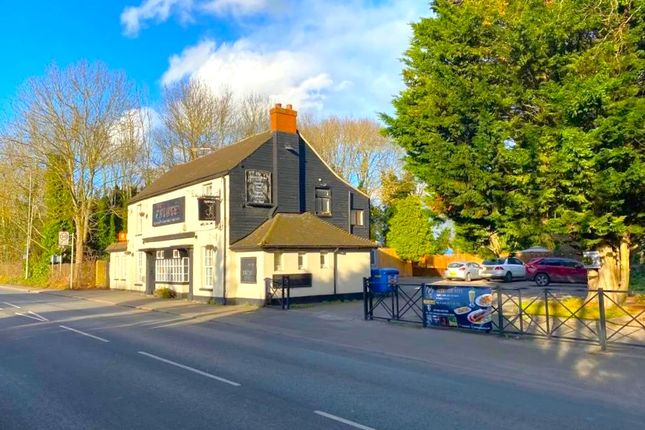 Thumbnail Leisure/hospitality for sale in Bath Road, Colnbrook