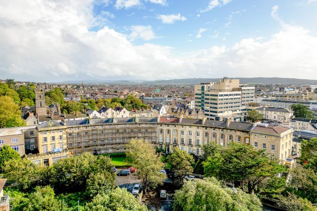 Flat for sale in Royal Crescent, Weston-Super-Mare