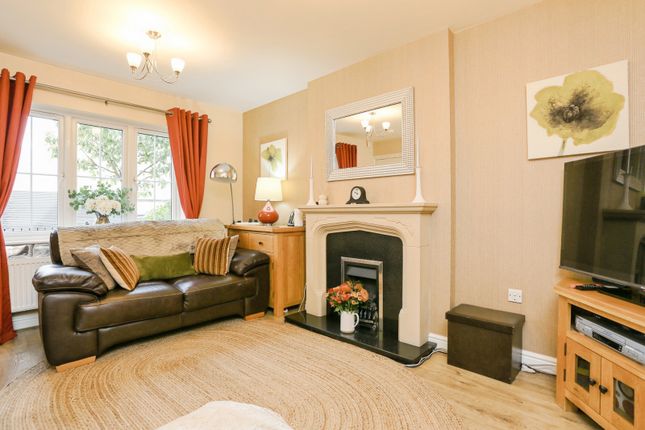18, Saxby Drive, Leicester photo 2