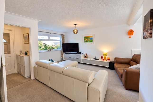 St. Katherines Close, Barnstaple photo 4